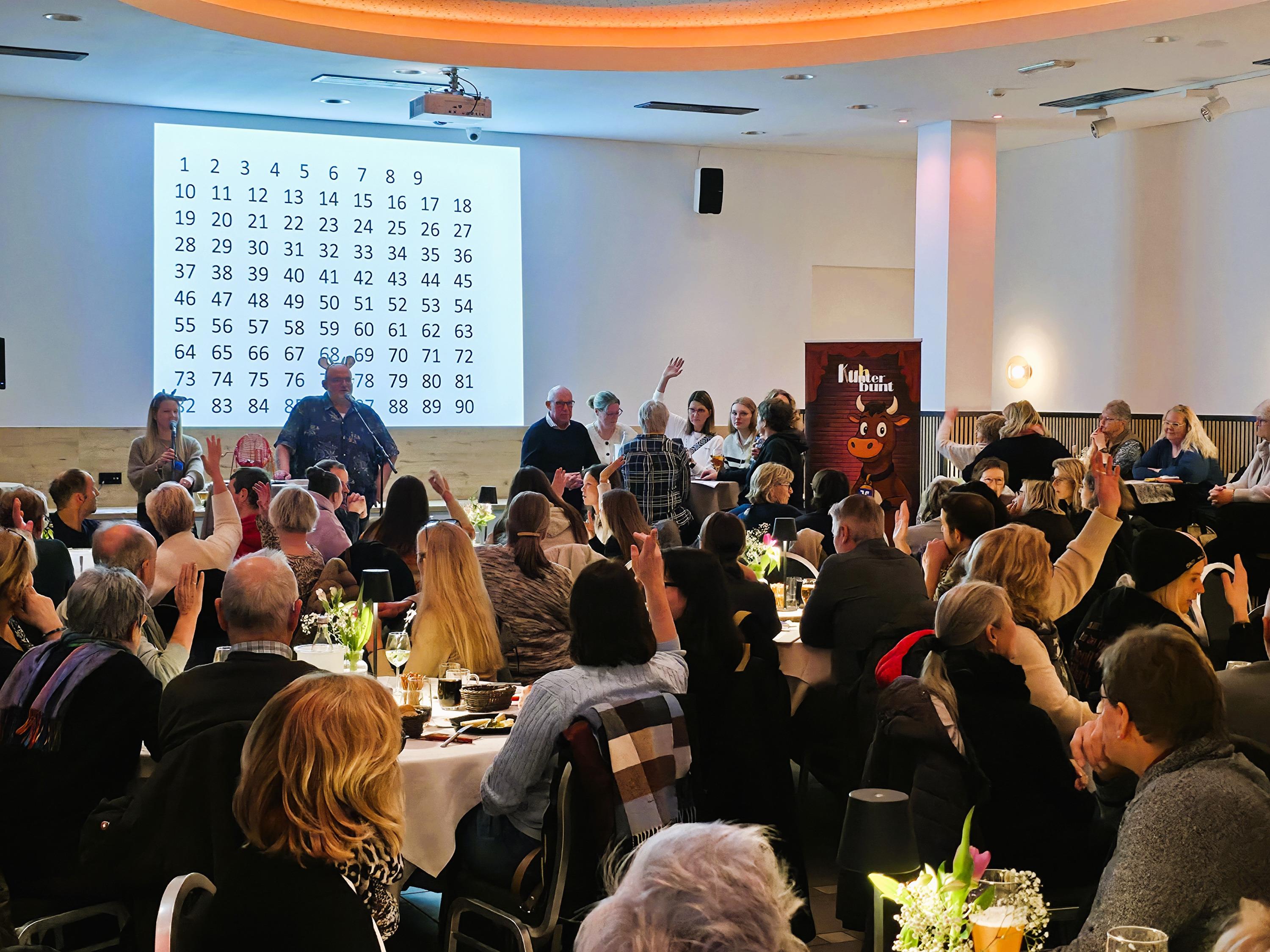 Ku(h)nterbunt Bingo Abend_4