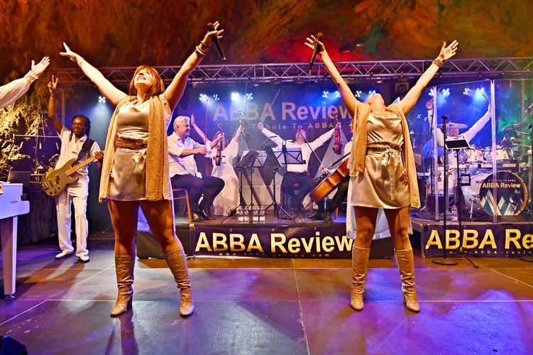 WATERLOO - THE ABBA SHOW - A Tribute to ABBA mit 4 Swedes_4